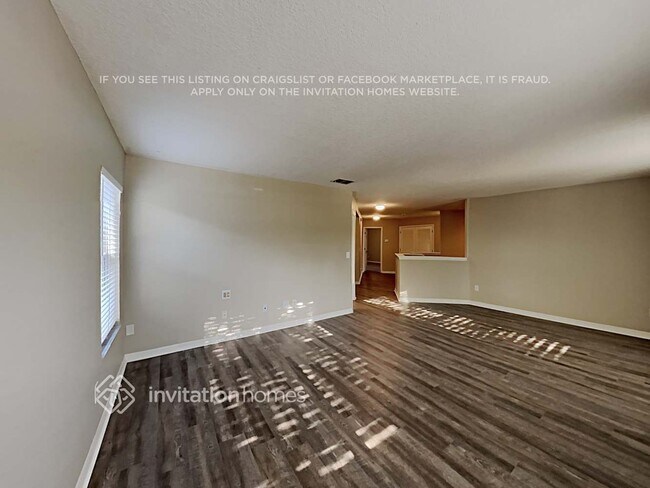 Building Photo - 7444 Bridgeview Dr