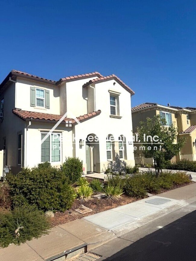 Building Photo - Beautiful Anatolia 4bd/2.5ba Home with 2 C...
