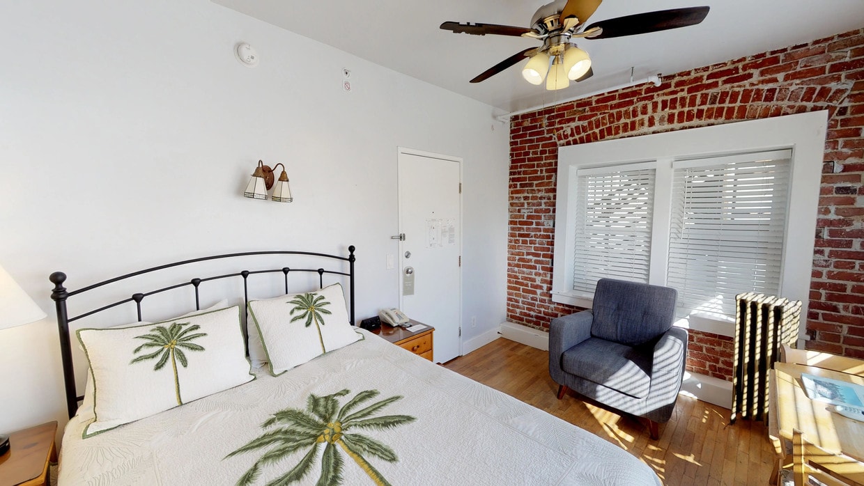 Photo - Boardwalk Flats - Ocean Front Studios Apartments