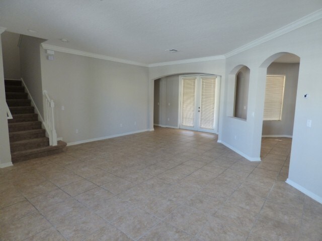 Building Photo - 11845 Sheltering Pine Dr
