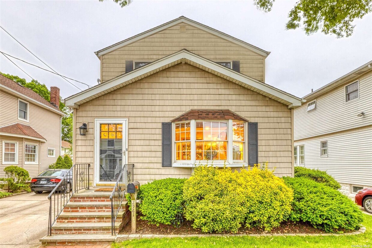 Foto principal - 2961 Stevens St