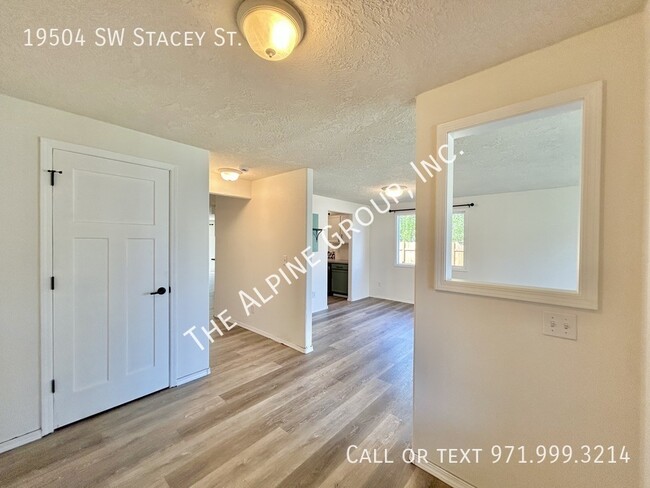 Foto del edificio - 19504 SW Stacey St