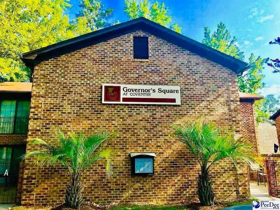 Foto principal - 720 Coventry Ln