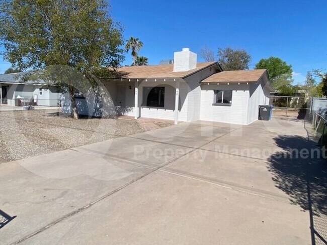Foto del edificio - 1742 E Sheridan St