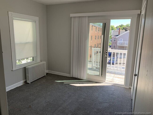 Building Photo - 48 Winship St