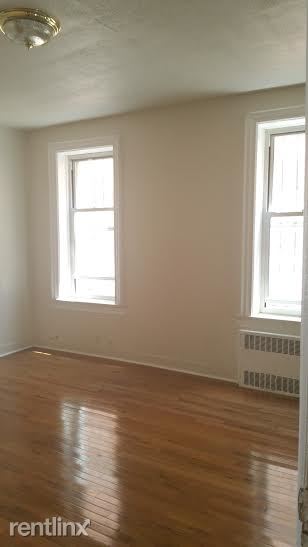 Building Photo - 4512 Snyder Ave