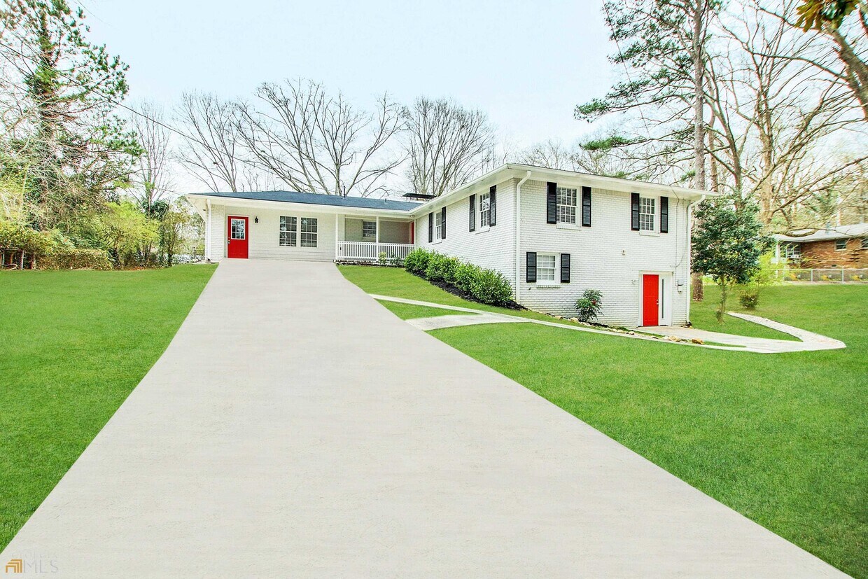 6406 Joanna St, Lithia Springs, GA 30122 House Rental in Lithia