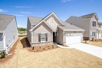 Building Photo - 76 Knightsbridge Ln
