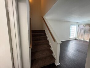Building Photo - 8050 Sands Point Dr