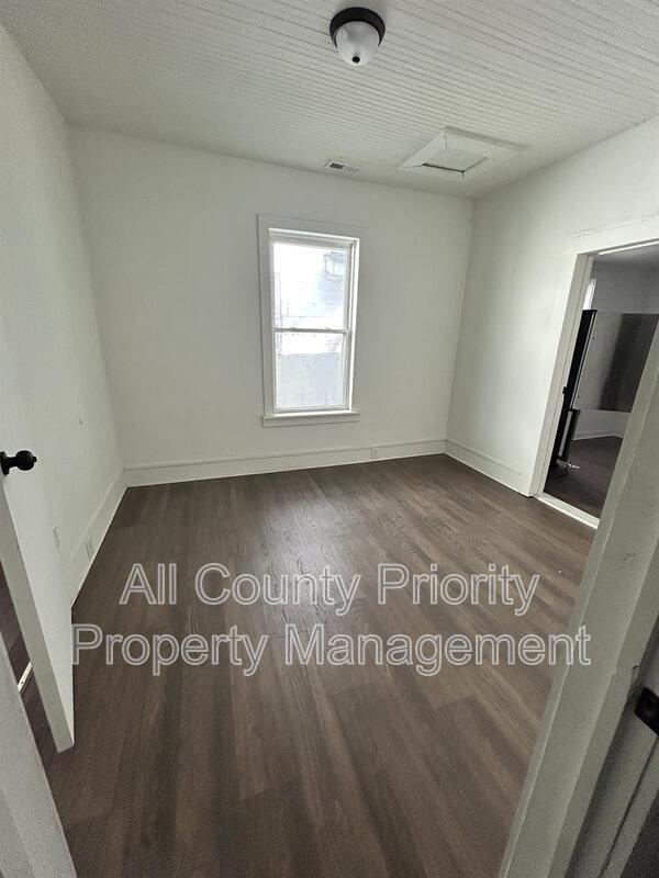 Foto del edificio - 909 Atlantic St E