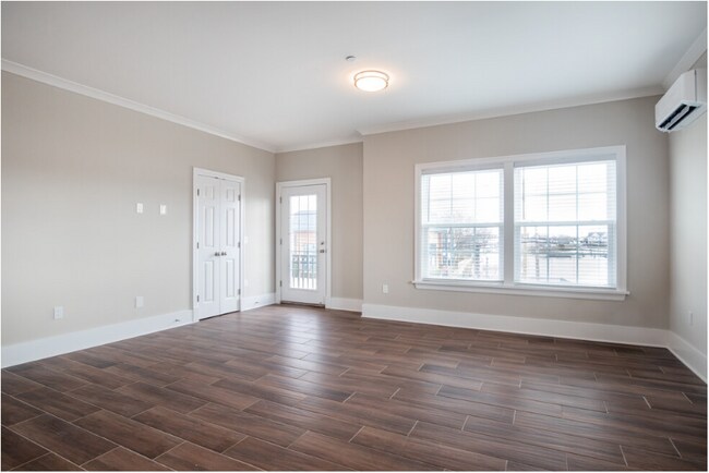 Building Photo - 1163 Montauk Hwy