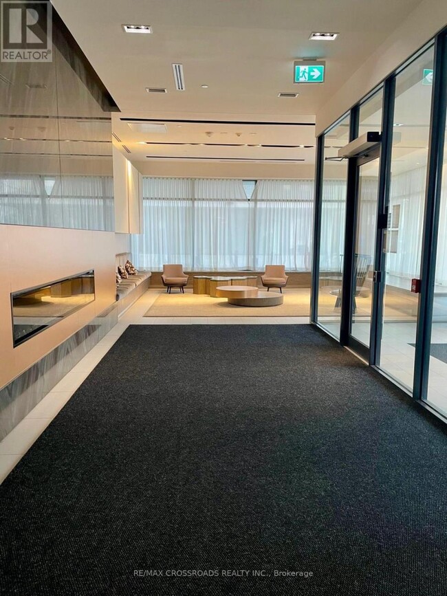 Building Photo - 128 Fairview Mall Dr