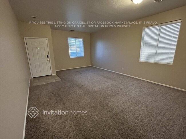 Foto del edificio - 6805 S 70th Dr