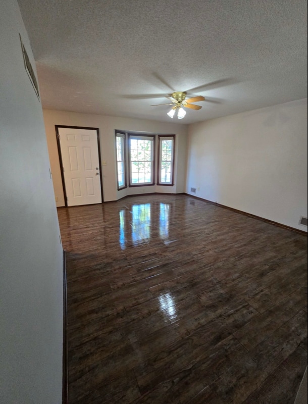 Building Photo - 4419 Sterling Ave