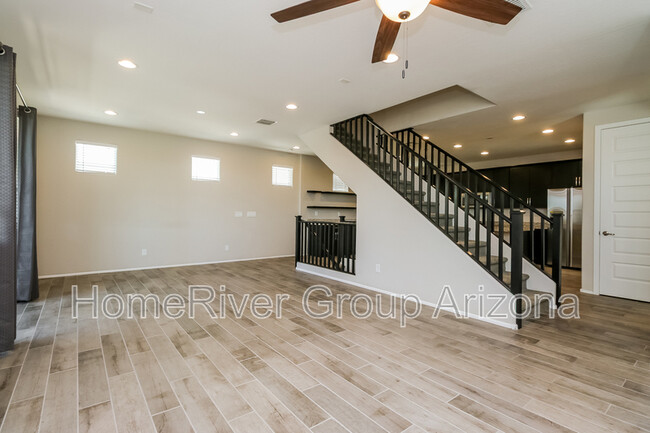 Building Photo - 7024 W Corona Dr
