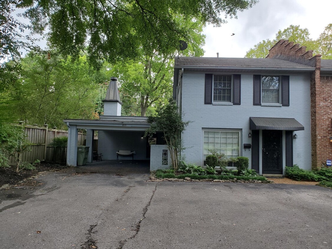 1821 Central Ave, Memphis, TN 38104 Townhome Rentals in Memphis TN