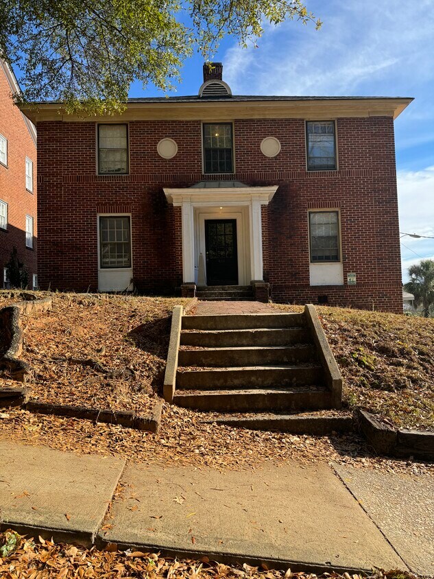 616 Pickens Street, Columbia, SC 29201 Townhome Rentals in Columbia