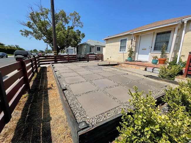 Fenced patio - 6409 W 86th Pl