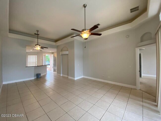 Building Photo - 240 Bauer Cir