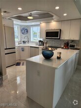 Building Photo - 9 High Point Cir N