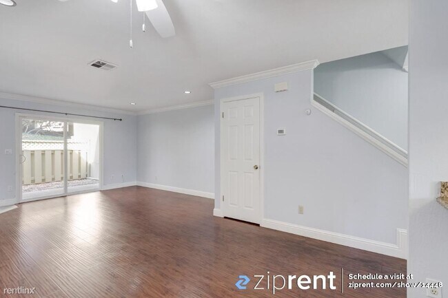 Foto del edificio - 2 br, 1.5 bath Townhome - 312 Eastgate Ln,...
