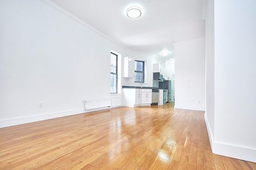 Building Photo - 2095 Madison Ave