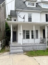 Building Photo - 508 Dock St