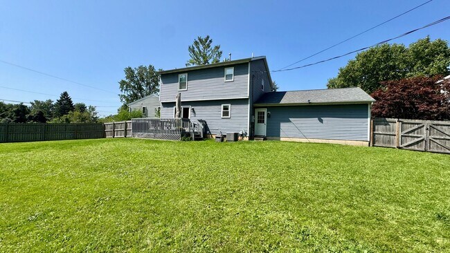 Foto del edificio - 1746 Andover Ln SE