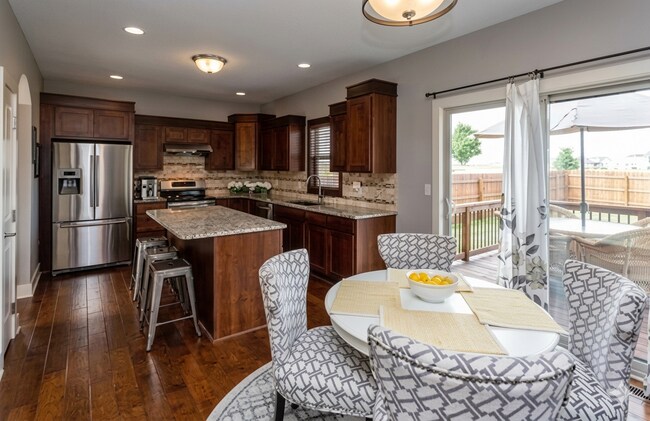 Foto del edificio - 239 S 87th St