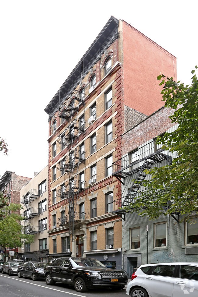 Foto del edificio - 110-112 Thompson St