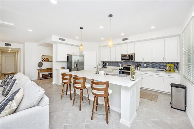 Building Photo - 12640 Radiance Ct