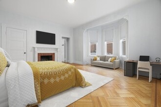 Building Photo - 630 Centre St