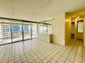 Building Photo - 1350 Ala Moana Blvd