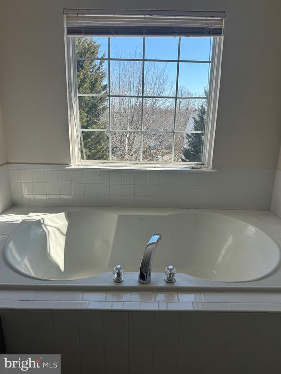 Foto del edificio - 144 Keating Cir