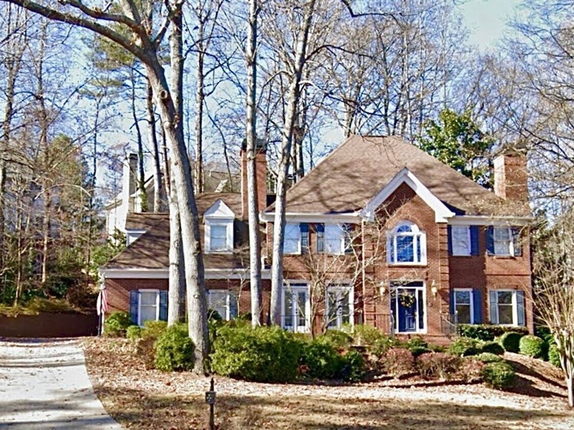 Primary Photo - 5 Bedroom Single Family Home in Smyrna