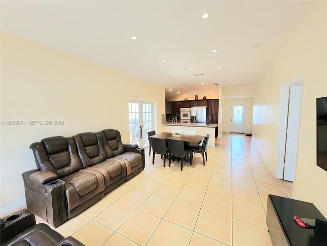 Foto del edificio - 5267 NW 186th Ln