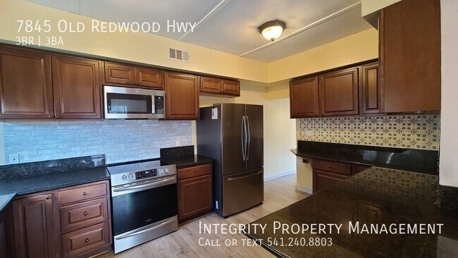 Foto del edificio - 7845 Old Redwood Hwy