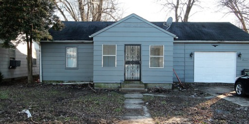 Primary Photo - 1410 E. Elk St.