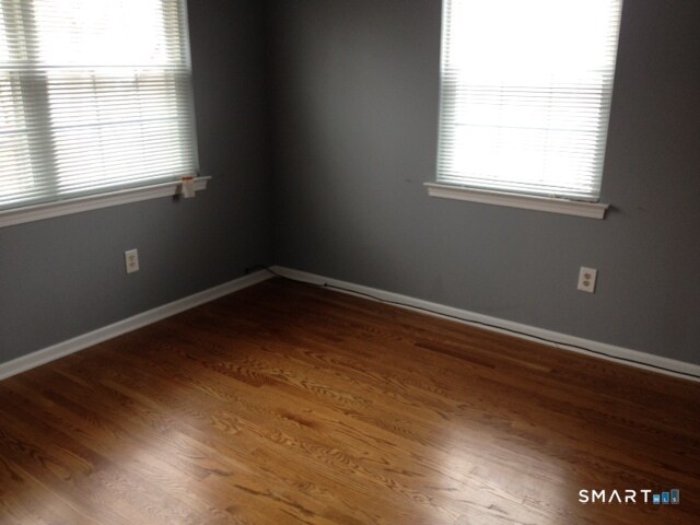 Foto del edificio - 235 Red Oak Ln