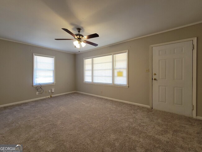 Foto del edificio - 268 Elks St