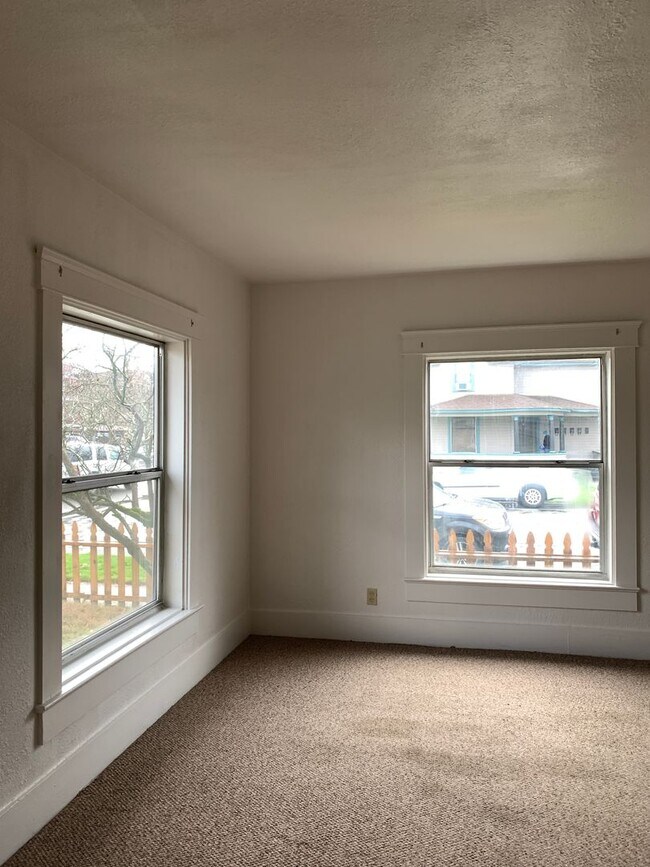 Foto del edificio - 310-314 SW 4th St