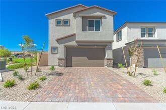 Building Photo - 3357 Sunlight Grv Ln