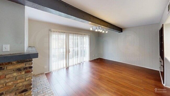 Building Photo - 6610 Eastridge Dr