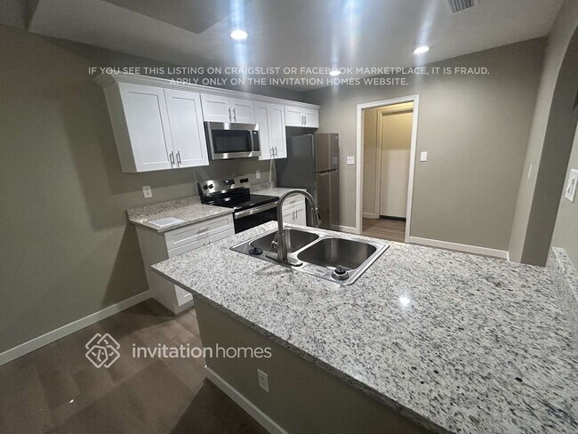 Foto del edificio - 18829 N 45th Ave