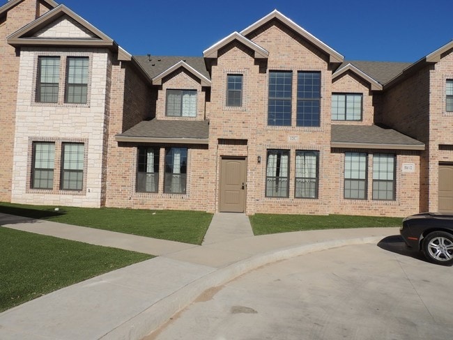 Building Photo - 3001-312C Pointer Ln