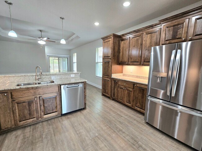 Foto del edificio - 3-Bedroom Home - Parkside Commons