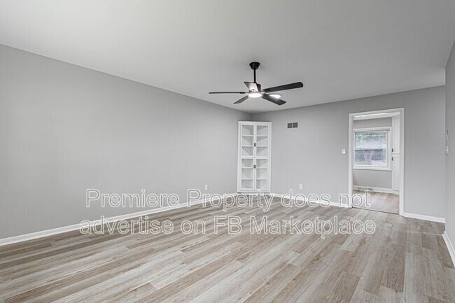 Building Photo - 12607 Jackson Ave