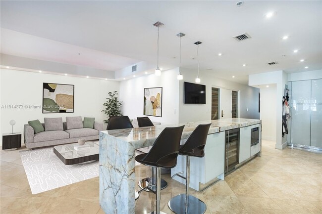 Foto del edificio - 1415 Sunset Harbour Dr