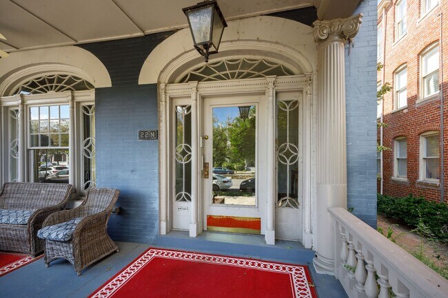 Foto del edificio - 22 N Arthur Ashe Blvd