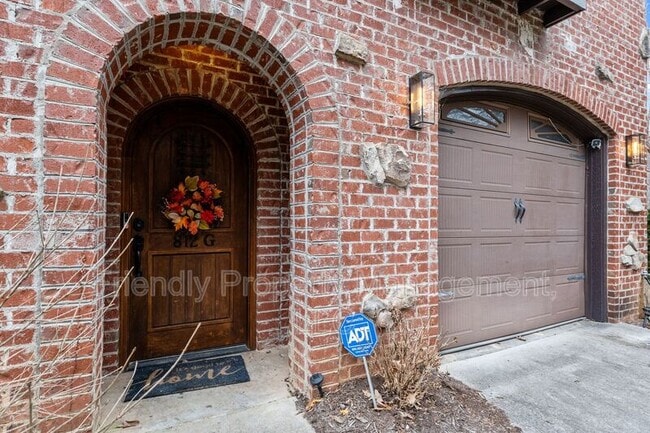 Foto del edificio - 812 Pisgah Church Rd